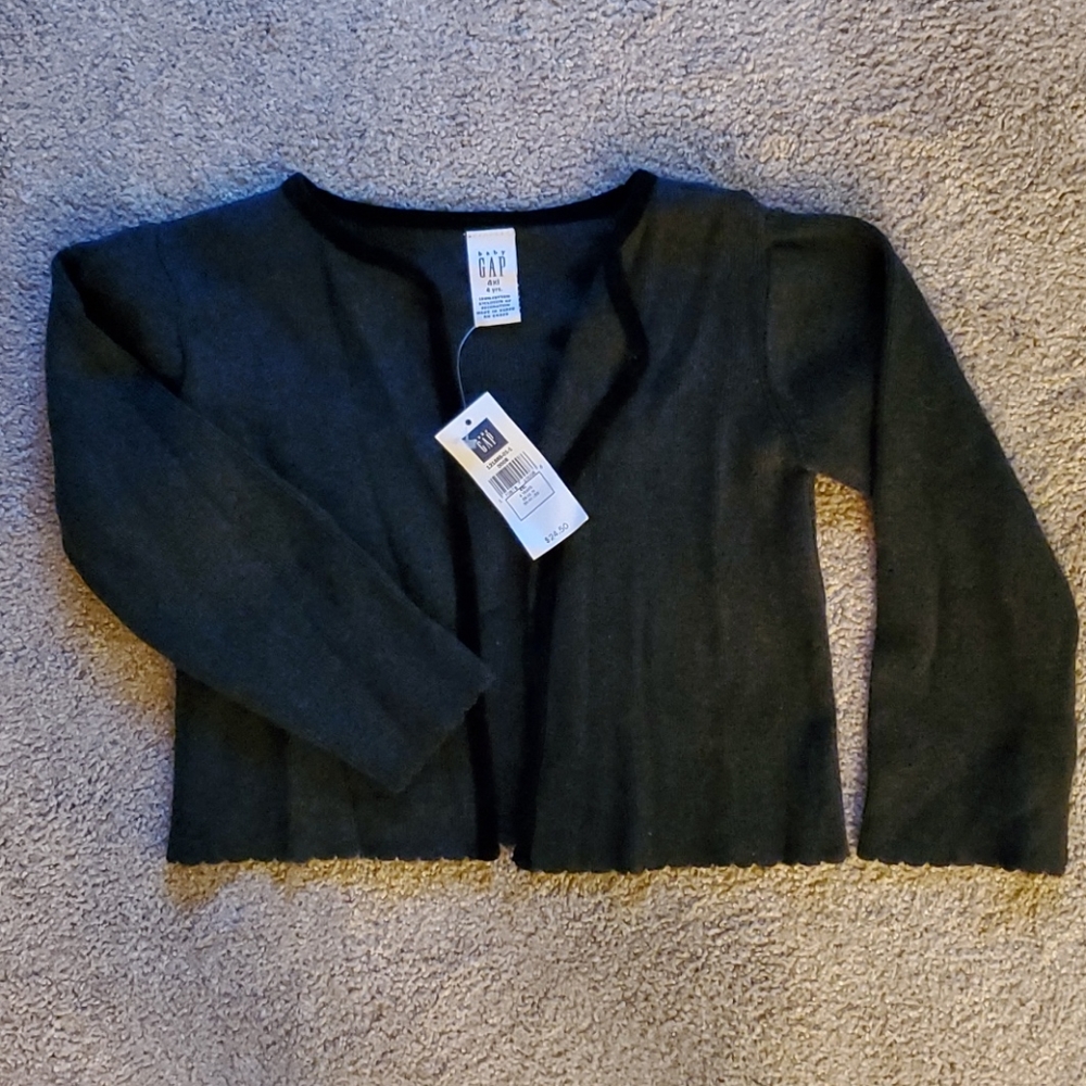 Girls GAP (Size 4) black sweater with velour trim